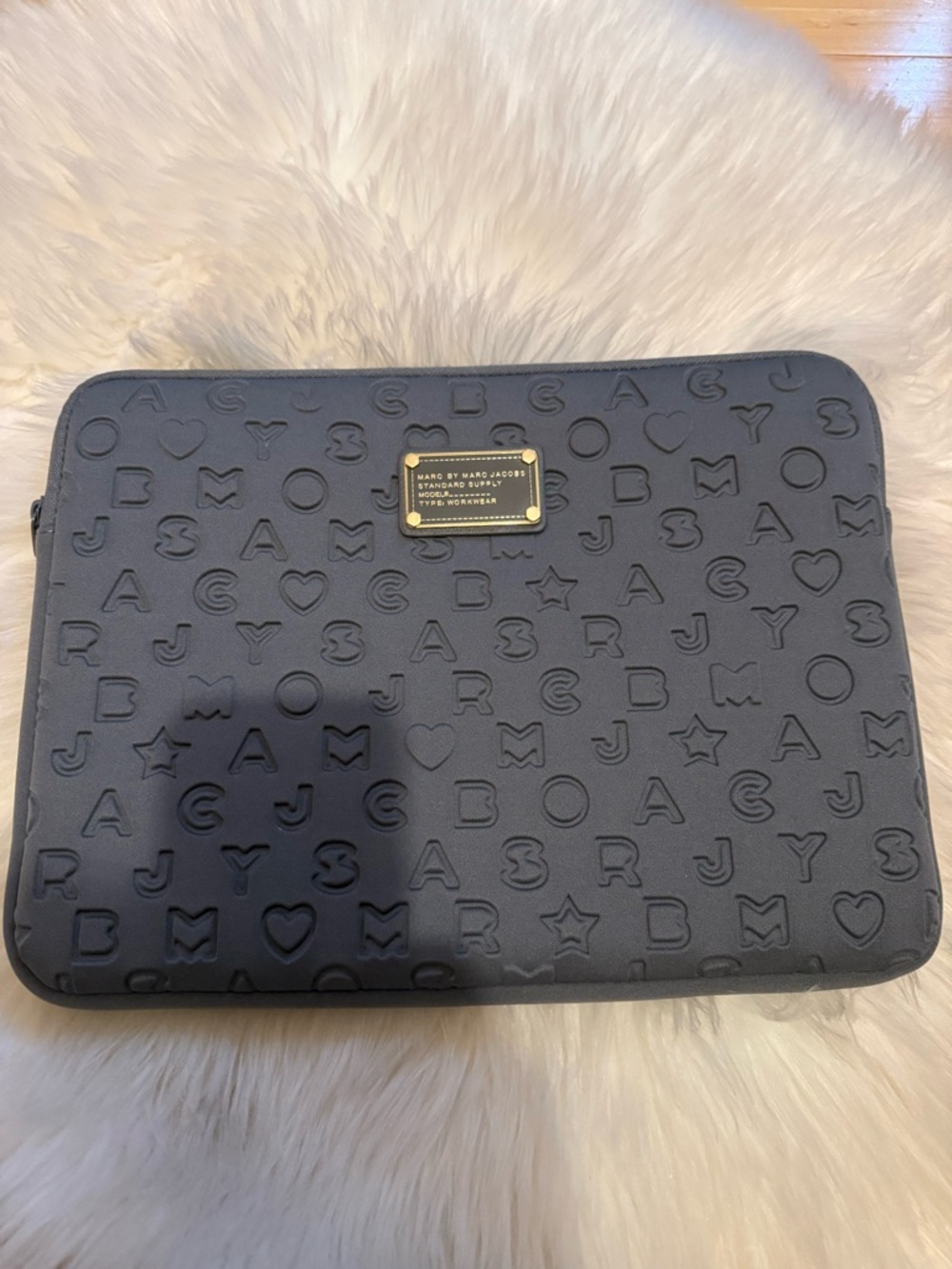 Marc by Marc Jacob neoprene laptop / iPad case 14x10